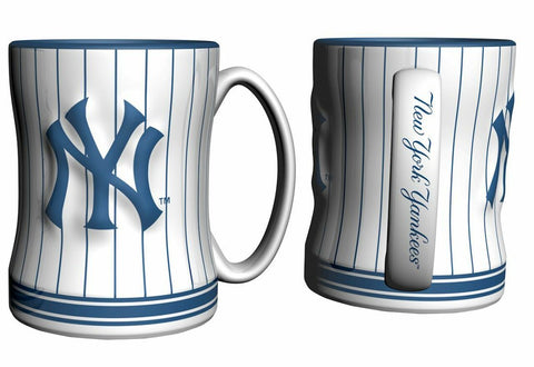 New York Yankees Pin Stripe Sculpted Relief Mug