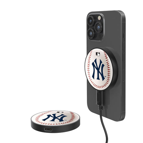 New York Yankees Baseball 10-Watt Wireless Magnetic Charger